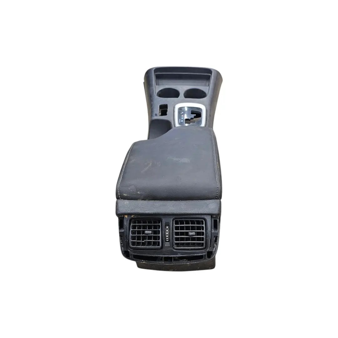 Console central com detalhe Hilux 2.8 Srv 4x4 2019