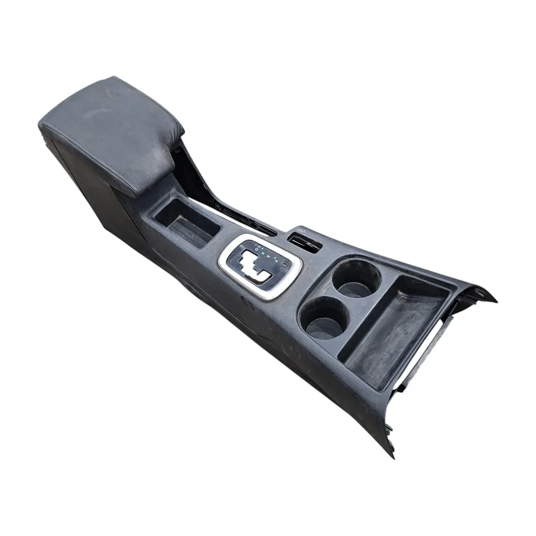 Console central com detalhe Hilux 2.8 Srv 4x4 2019