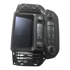 Multimídia com comando ar condicionado S10 2.8 200CV 2023