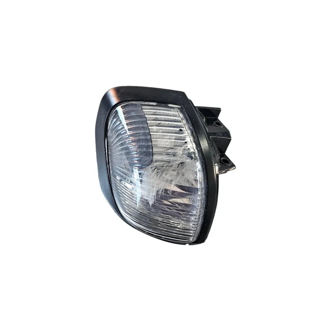Lanterna pisca retrovisor esquerdo com detalhe S10 2.8 200CV 2023