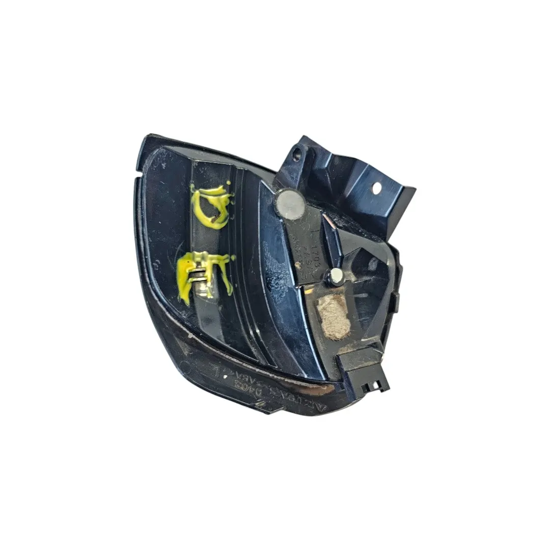 Lanterna pisca retrovisor esquerdo com detalhe S10 2.8 200CV 2023
