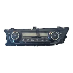 Comando Ar condicionado ventilação com detalhe Hilux GR 2.8 177cv 2019