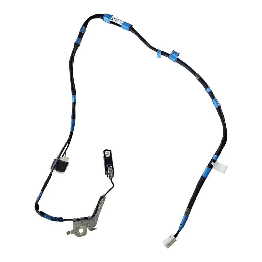 Chicote antena do teto Hilux GR 2.8 177cv 2019