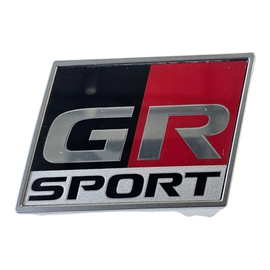 Emblema GR SPORT direito Hilux GR 2.8 177cv 2019