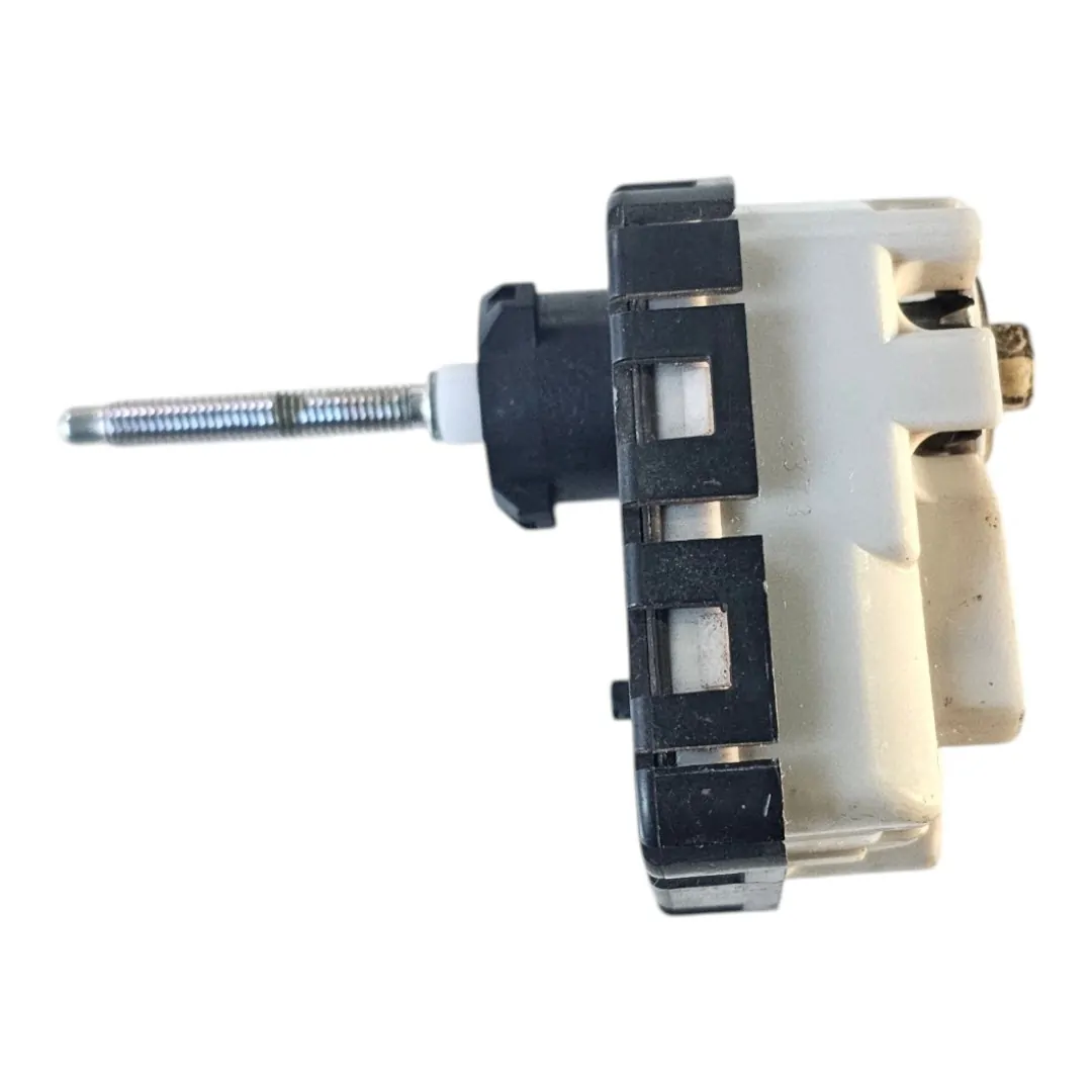 Motor regulador farol Hilux GR 2.8 177cv 2019