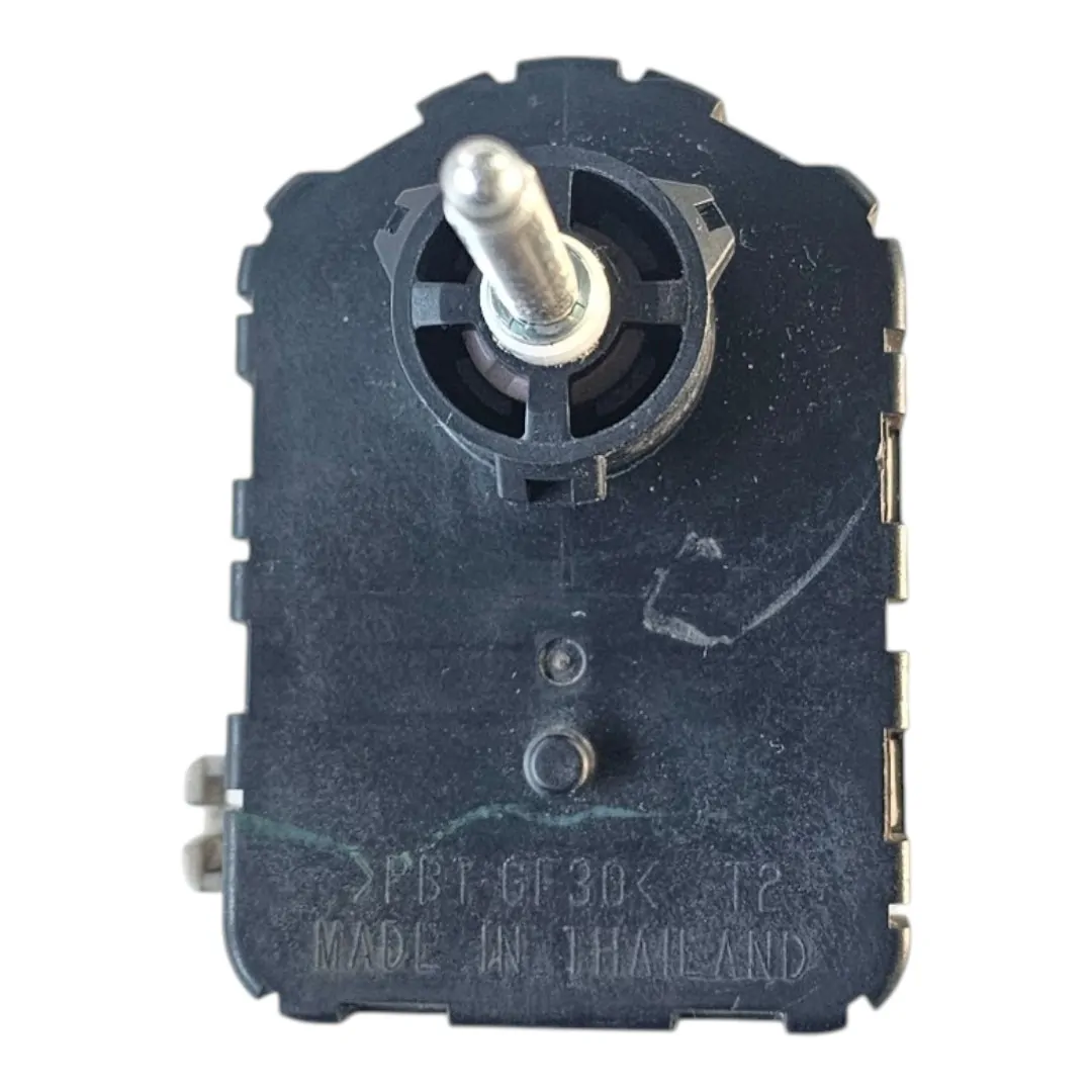 Motor regulador farol Hilux GR 2.8 177cv 2019