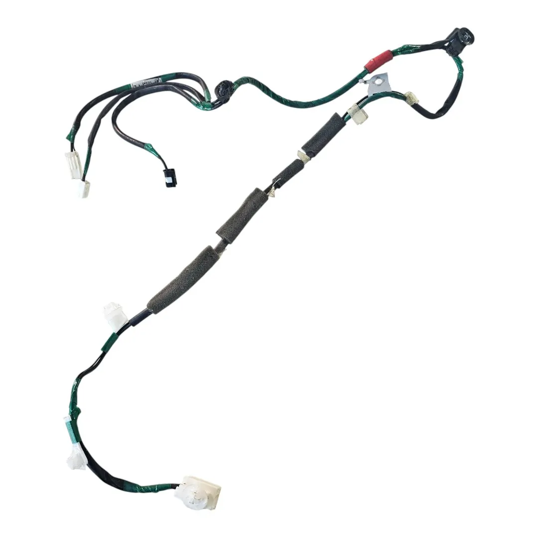 Chicote luz cortesia teto Hilux GR 2.8 177cv 2019