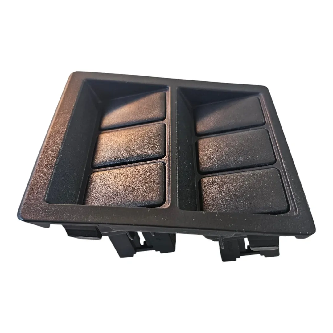 Moldura botão painel Hilux GR 2.8 177cv 2019