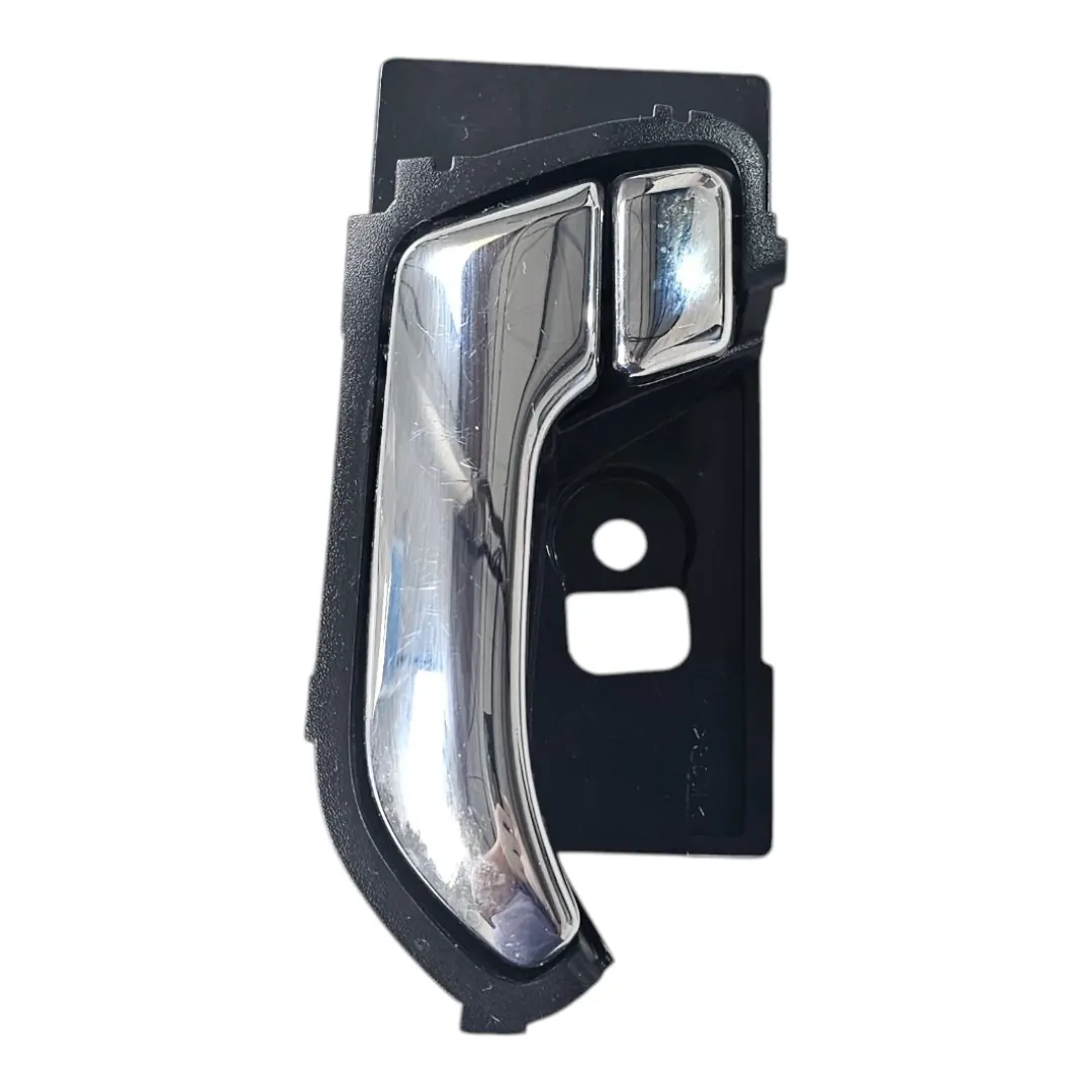 Puxador porta dianteira esquerda S10 2.8 2023 High Country