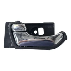 Puxador porta dianteira esquerda S10 2.8 2023 High Country