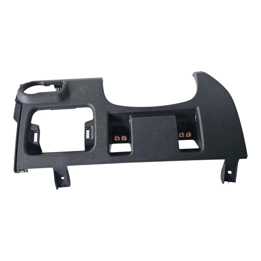 Moldura inferior do painel S10 2.8 2023 High Country