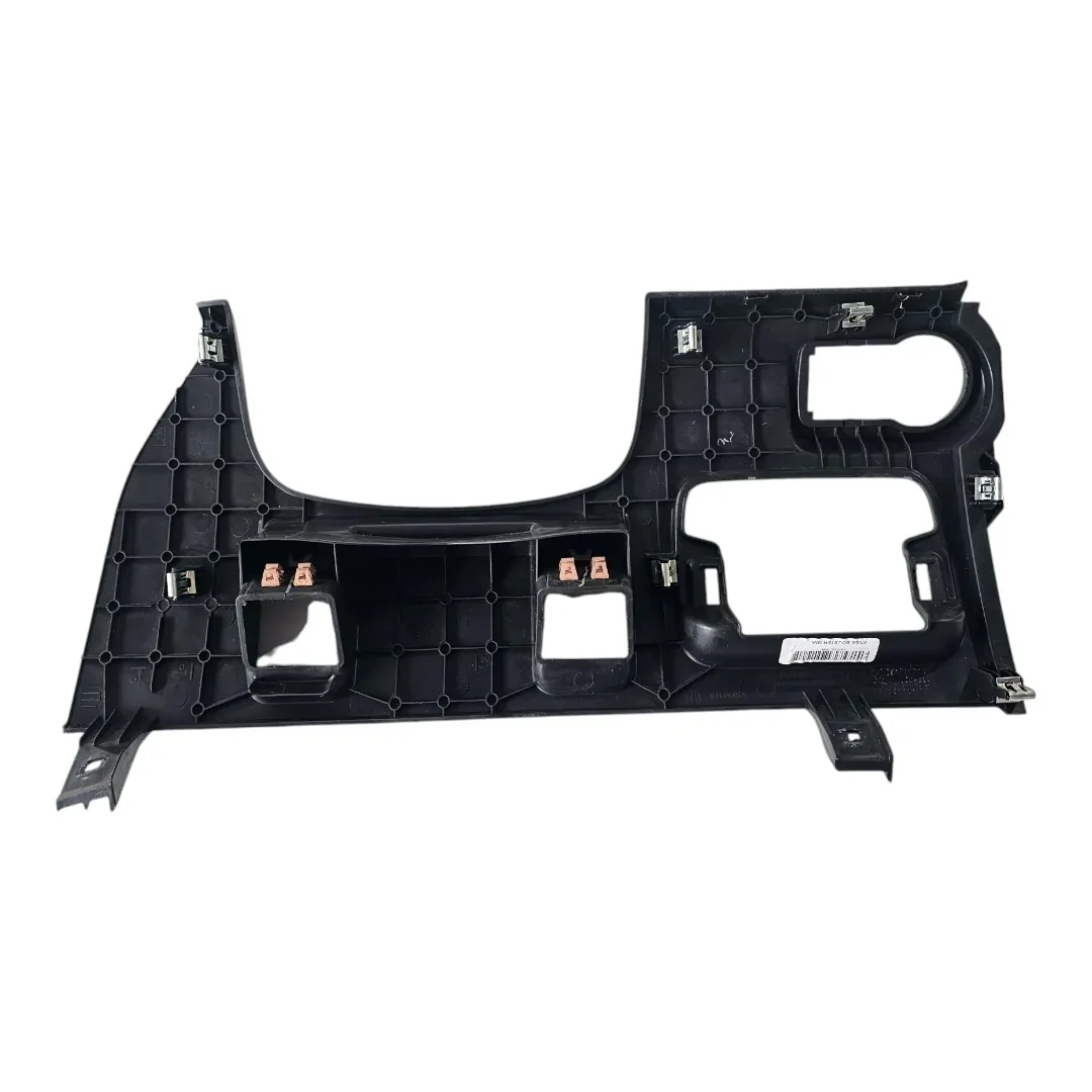 Moldura inferior do painel S10 2.8 2023 High Country