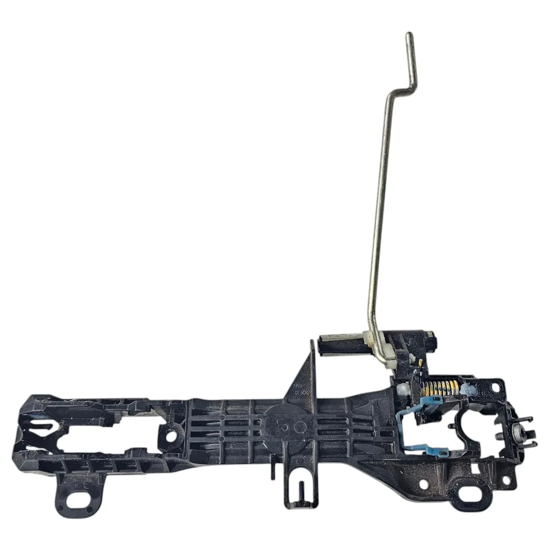 Suporte maçaneta dianteira direita Hilux SW4 2.8 177cv 2020
