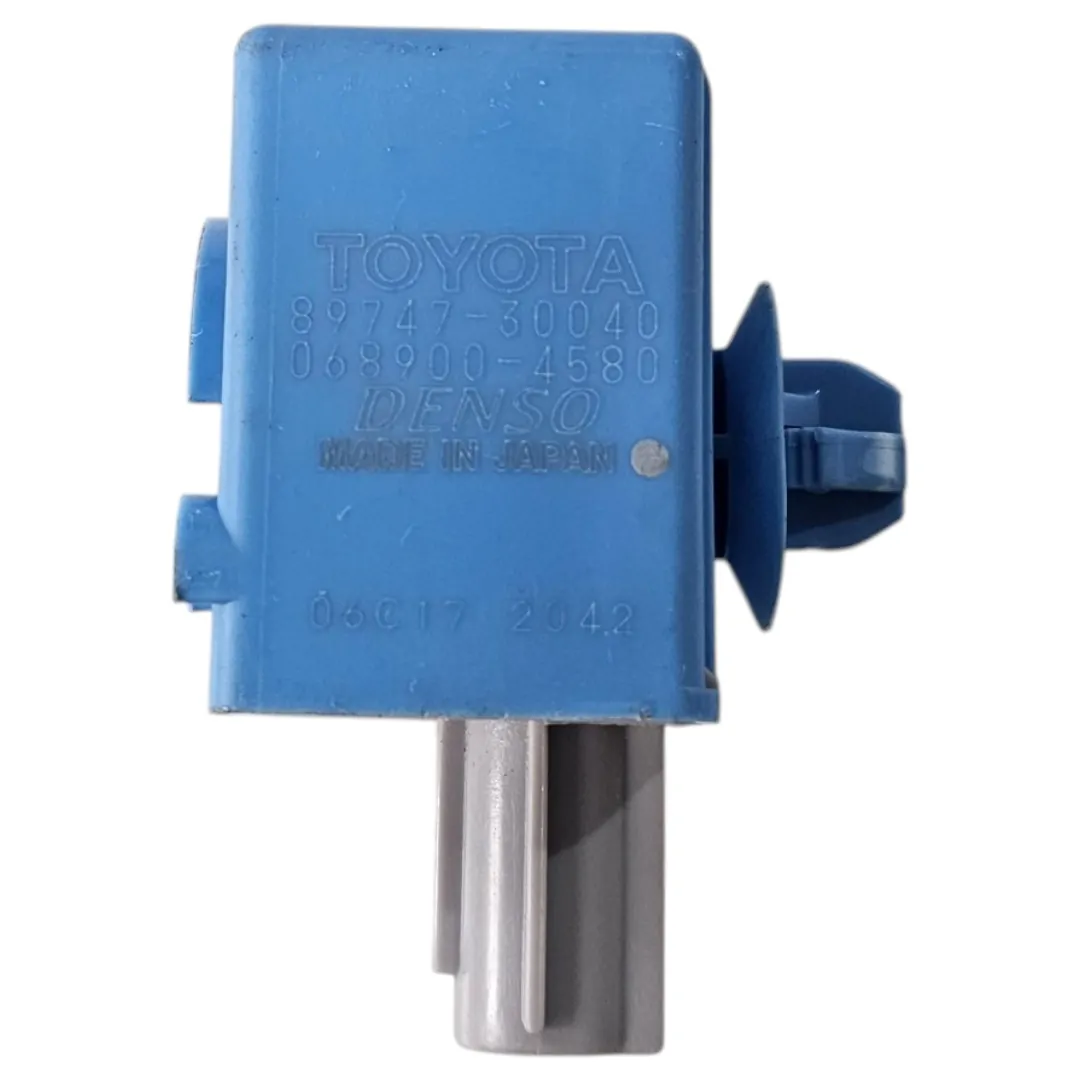 Relé sirene porta dianteira direita Hilux SW4 2.8 177cv 2020
