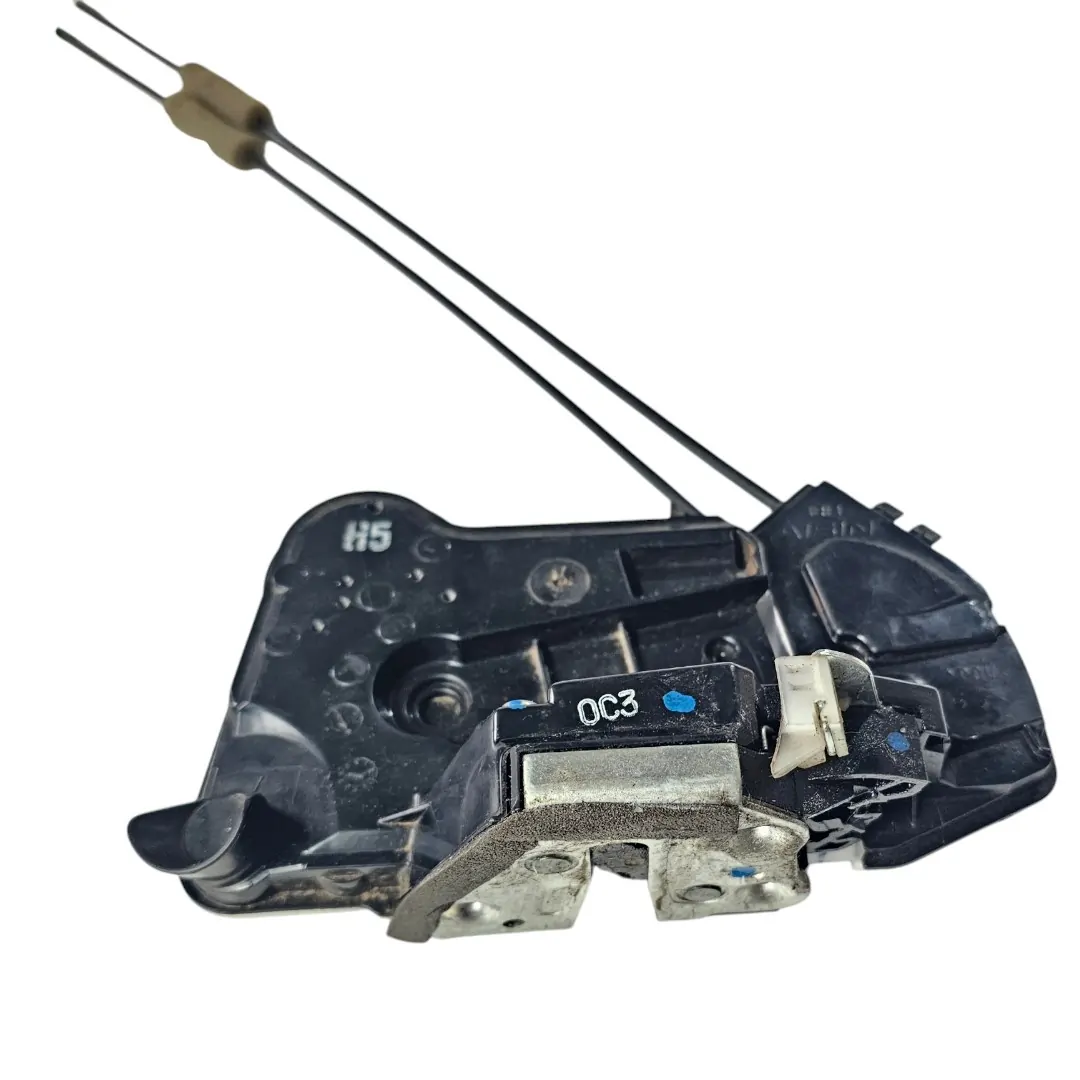 Fechadura da porta dianteira direita Hilux SW4 2.8 177cv 2020