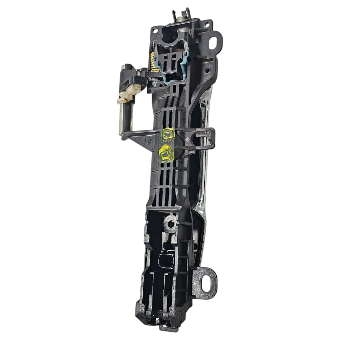 Maçaneta da porta dianteira direita Hilux SW4 2.8 177cv 2020