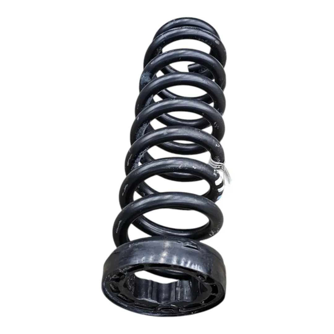 Mola de suspensão dianteira esquerda S10 2.8 200cv 2024 LTZ
