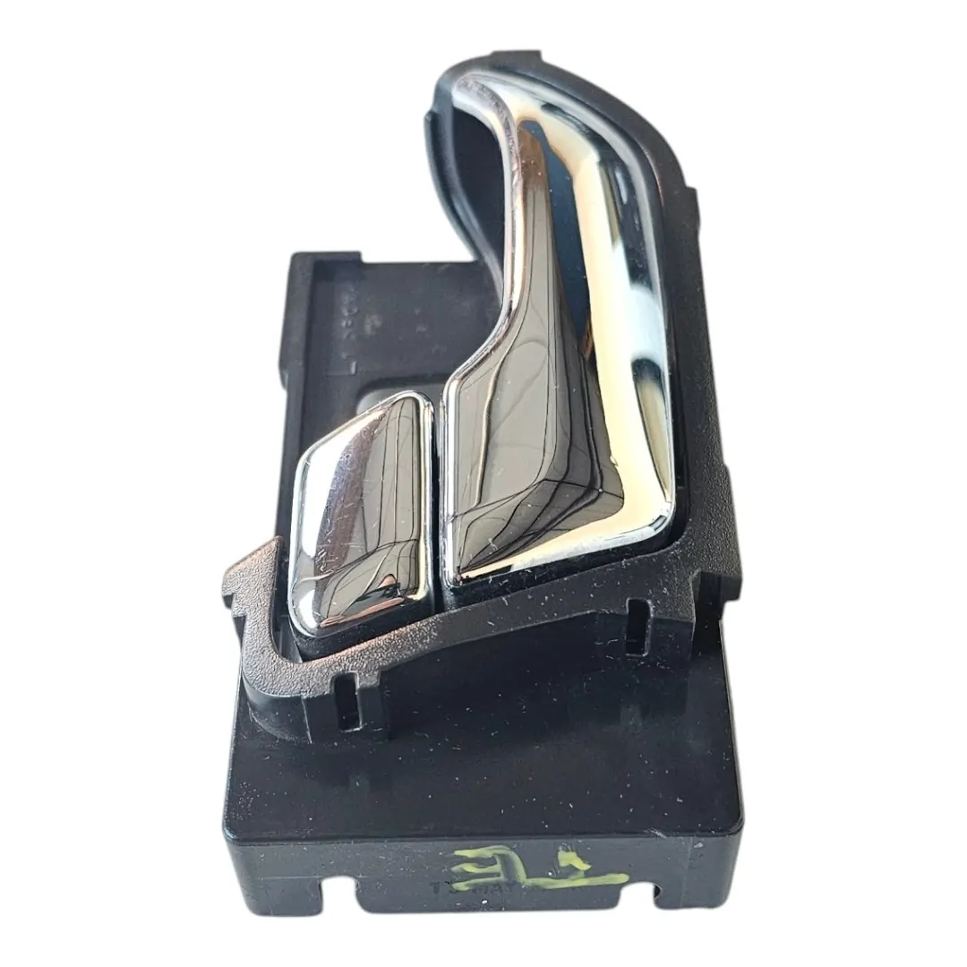 Puxador interno porta traseira esquerda S10 2.8 200cv 2024 LTZ