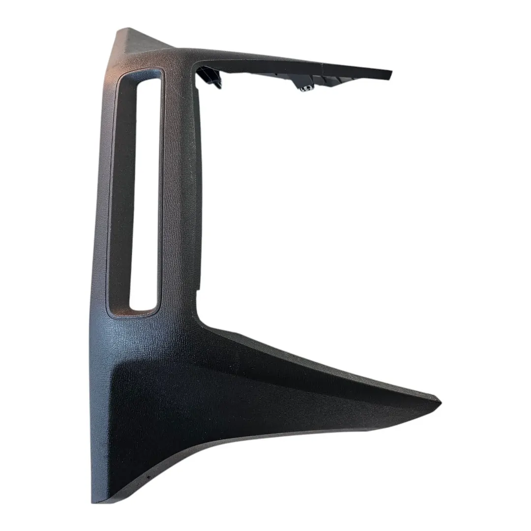 Moldura inferior painel central com detalhes S10 2.8 200cv 2024 LTZ