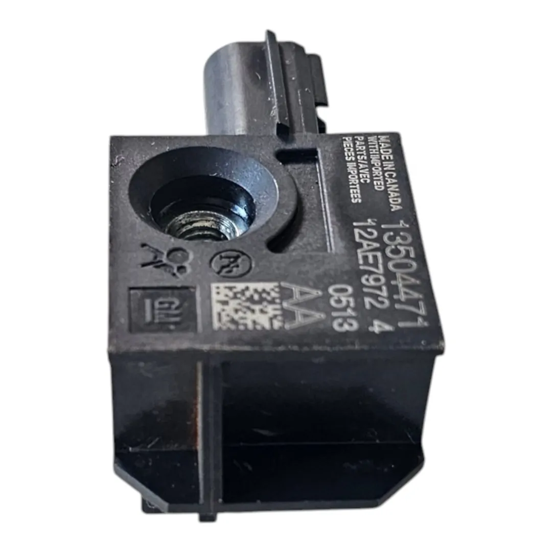 Sensor de impacto do airbag traseiro esquerdo S10 2.8 200cv 2024 LTZ