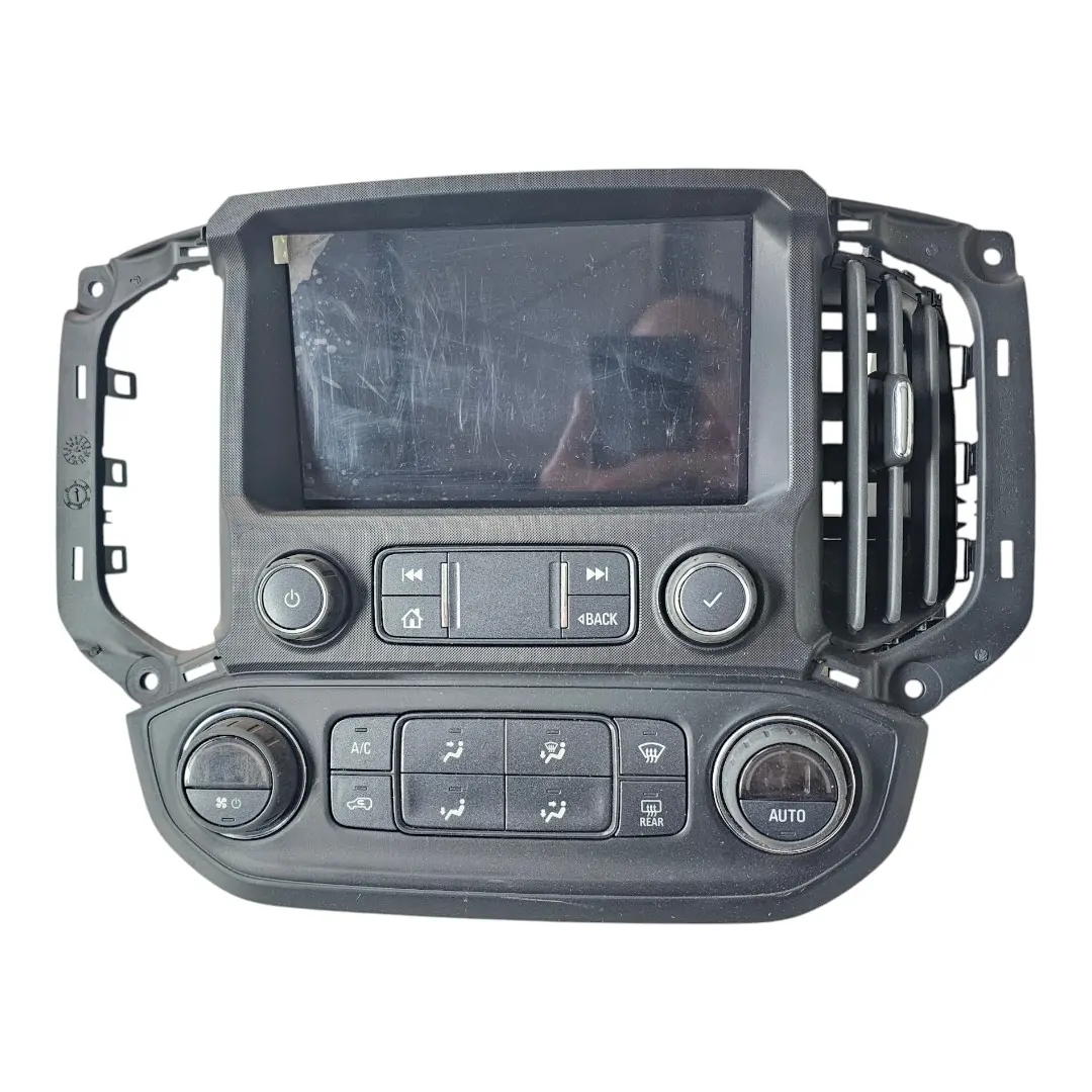 Multimidia com comandos AC S10 2.8 200cv 2024 LTZ