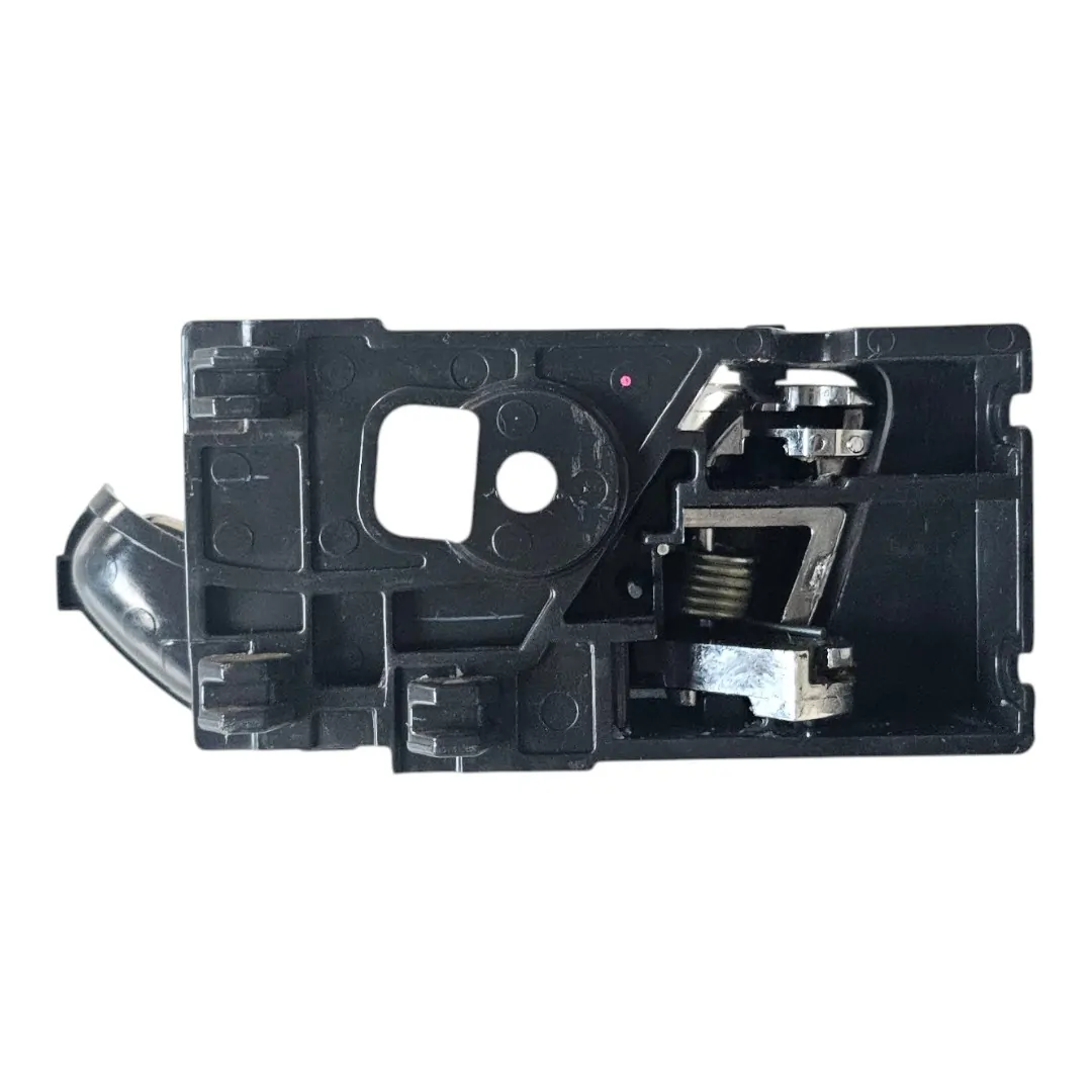 Puxador da porta dianteira esquerda S10 2.8 200cv 2024 LTZ