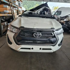 Sucata de Toyota Hilux 2025 CD LOW 2.8 204cv Automática