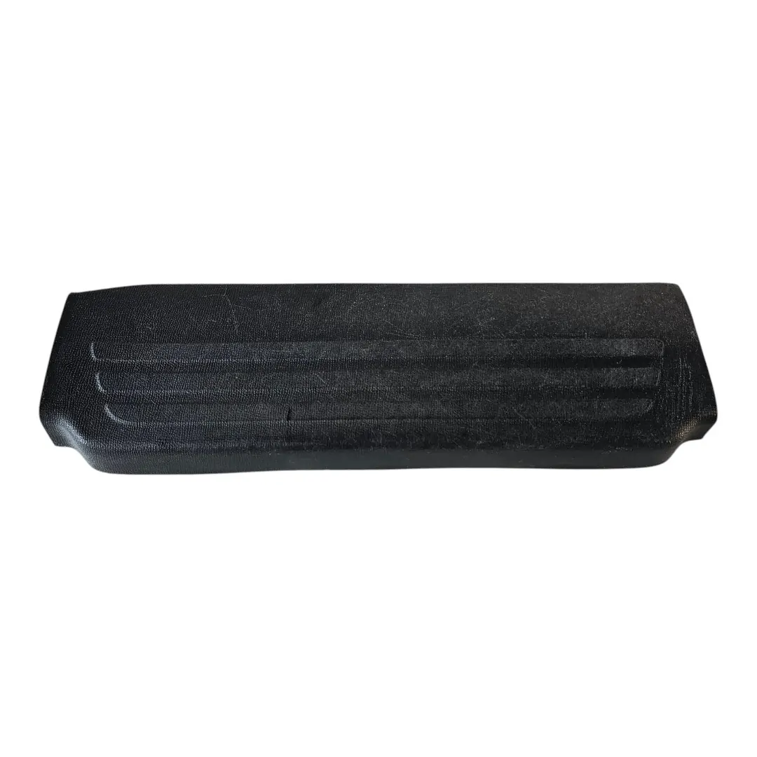 Soleira da porta traseira direita com detalhes S10 2015 2.8 200cv LS Manual