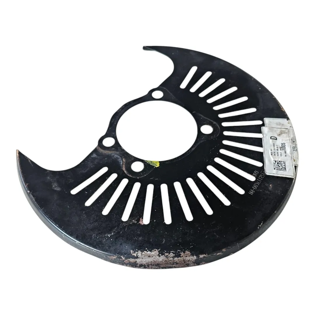 Defletor disco de freio direito com detalhes S10 2015 2.8 200cv LS Manual