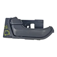 Puxador porta dianteira esquerda S10 2015 2.8 200cv LS Manual