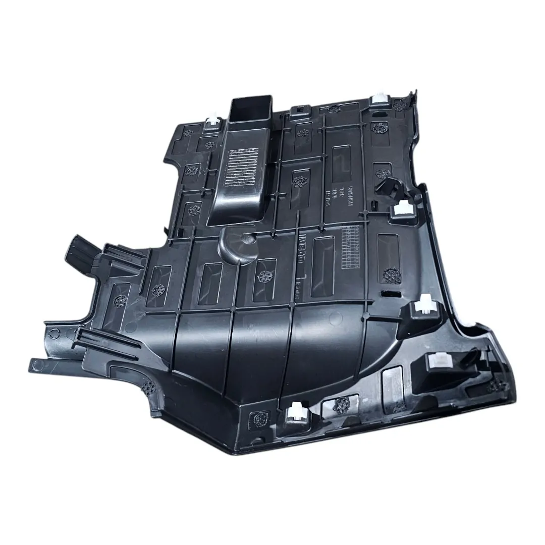 Acabamento interno caixa de fusíveis Iveco Daily 3.0 2024