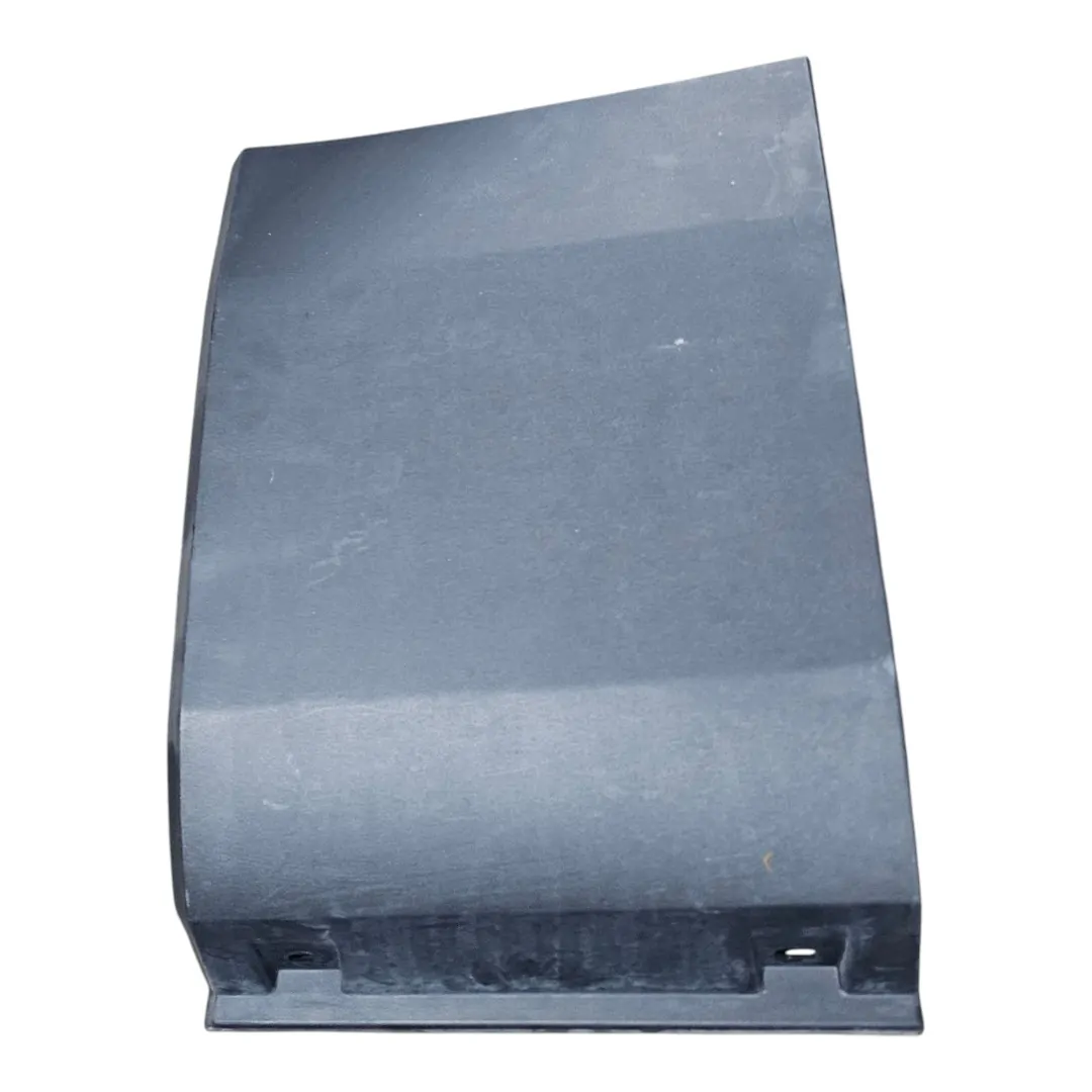 Moldura lateral esquerda frente pneu  Iveco Daily 3.0 2040