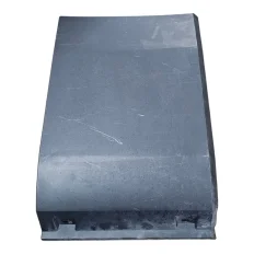 Moldura lateral direita frente pneu com detalhe Iveco Daily 3.0 2037