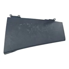 Tampa painel direita com detalhes Iveco Daily 3.0 2024