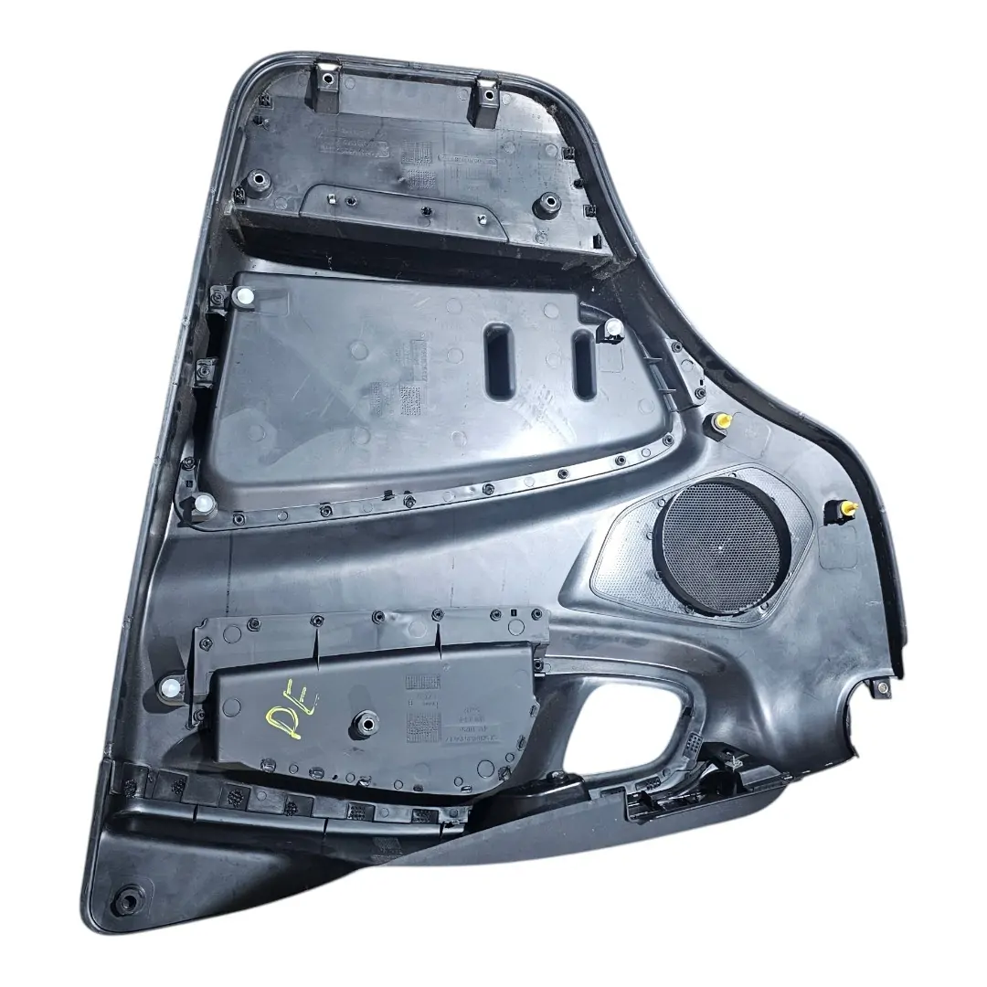 Forro porta esquerda c/ detalhe Iveco Daily 3.0 2024