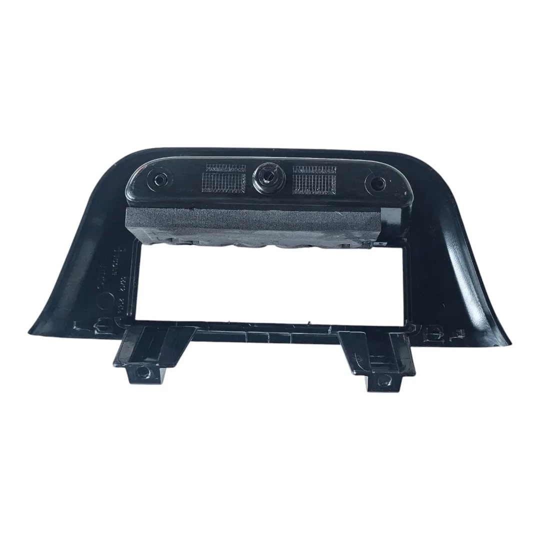 Moldura rádio Iveco Daily 3.0 2024