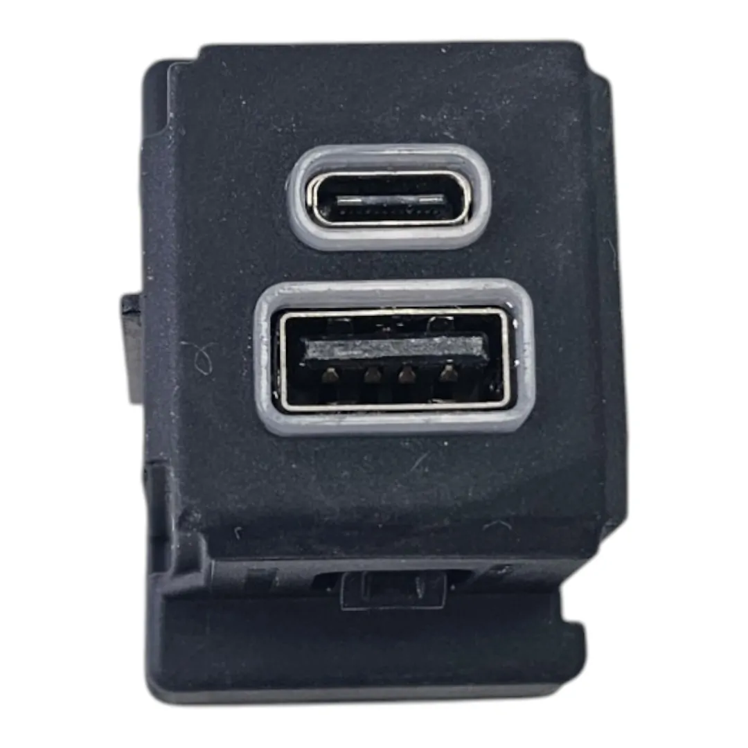 Tomada entrada USB Toro Ranch 2.0 2022