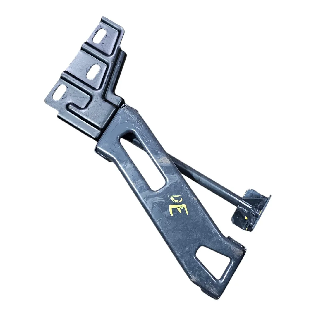 Suporte parachoque dianteiro esquerdo Iveco Daily 3.0 2024