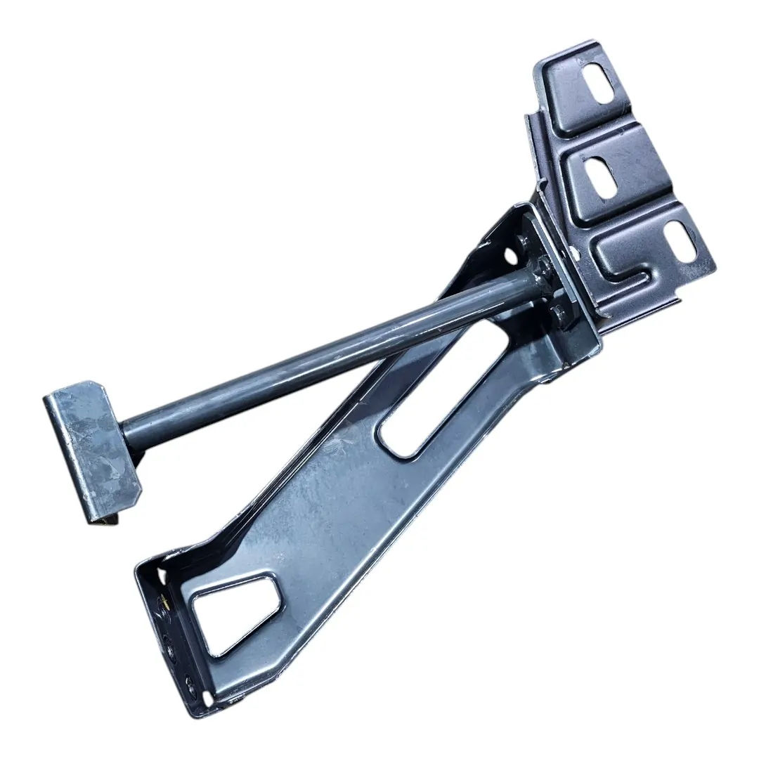 Suporte parachoque dianteiro esquerdo Iveco Daily 3.0 2024