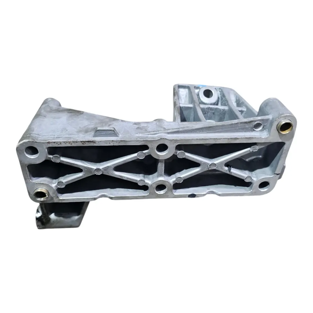 Suporte esquerdo coxim motor Iveco Daily 3.0 2024