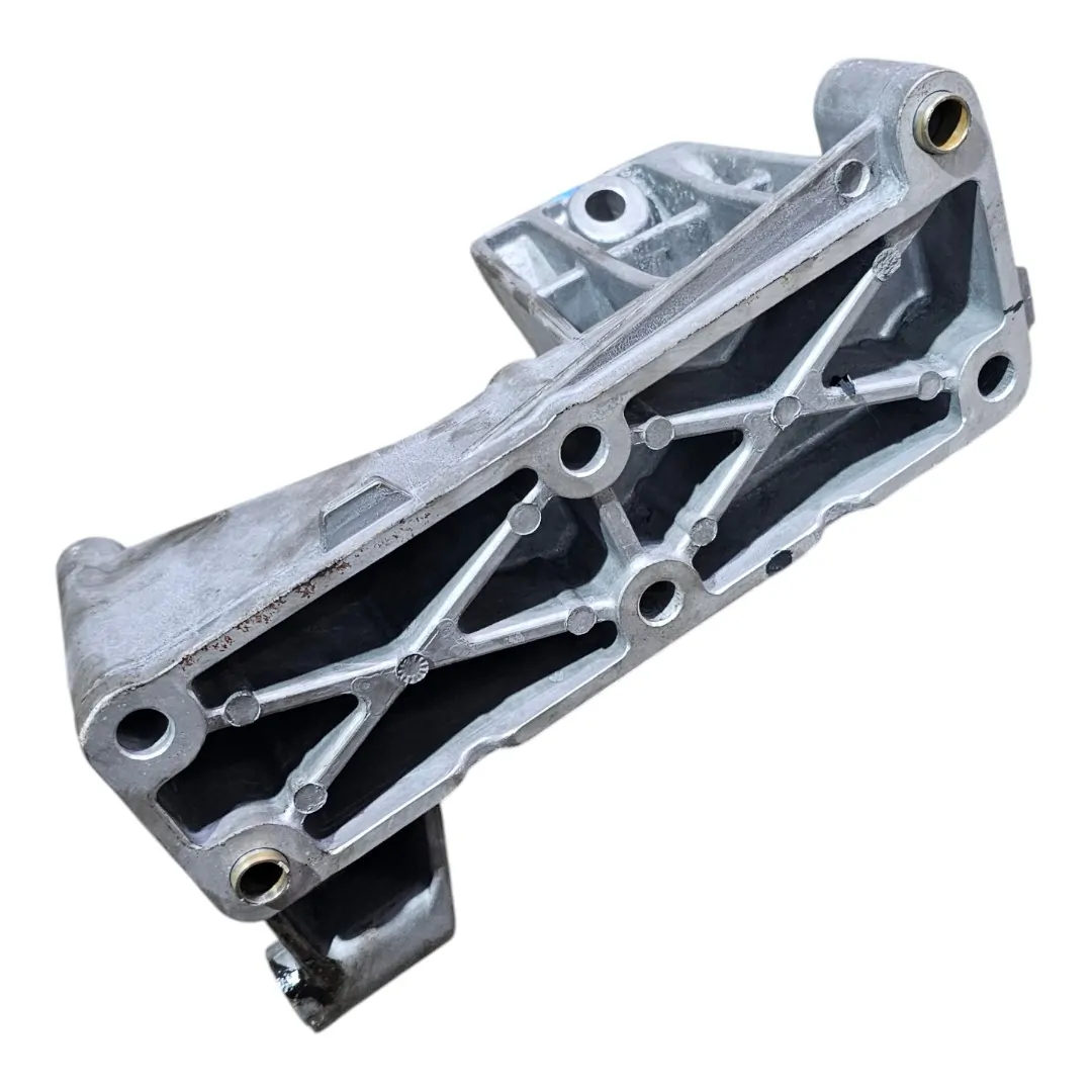 Suporte esquerdo coxim motor Iveco Daily 3.0 2024