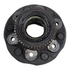 Cubo roda X Terra 2.8 mwm 2006 SE