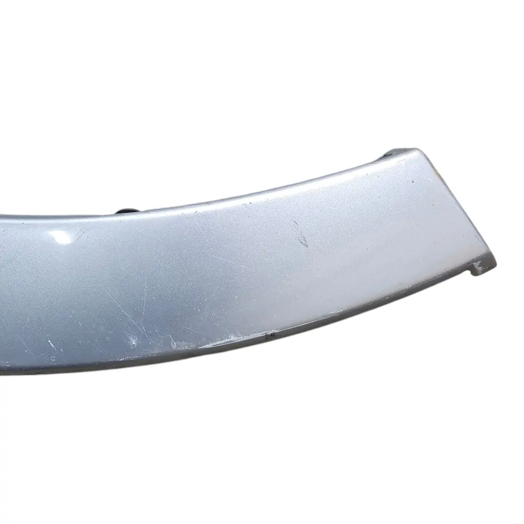 Alargador paralama diant esquerdo Pajero 2011 3.2 detalhes