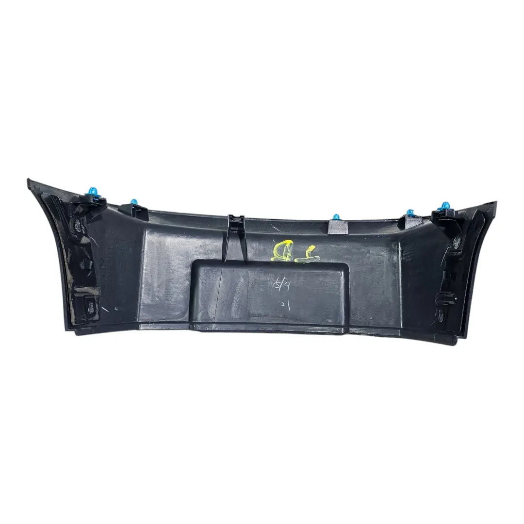 Moldura estepe traseira direita Pajero 2011 3.2 com detalhes