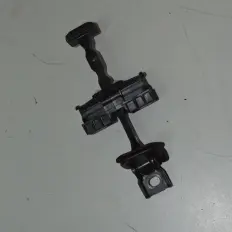 Limitador porta dianteira esquerda 15B837249 do VW UP 1.0 TSI