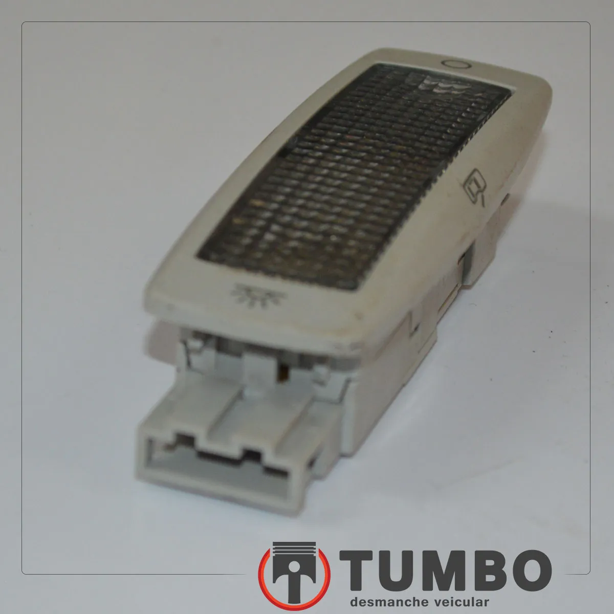 Luz interna original do teto do VW Fox 1.6 2017