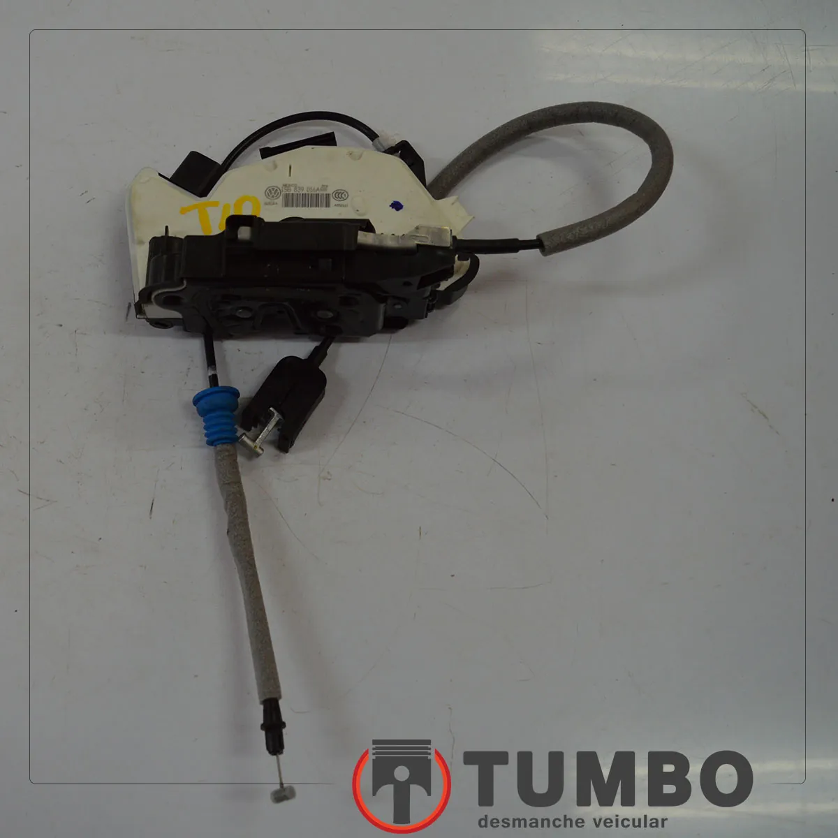 Fechadura porta traseira direita do UP Move 1.0 TSI 2017