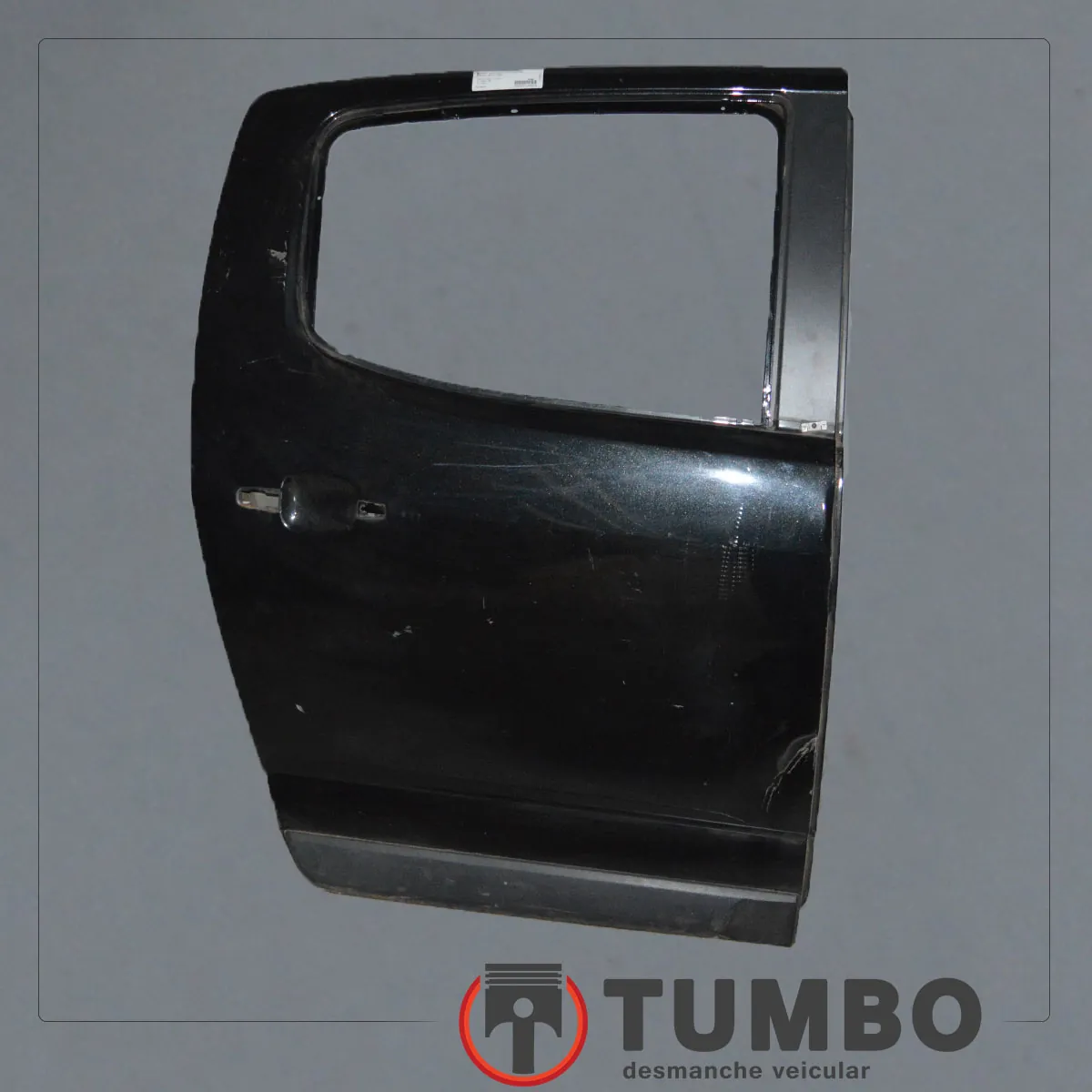 Porta traseira direita S10 2012/... Preta com detalhes