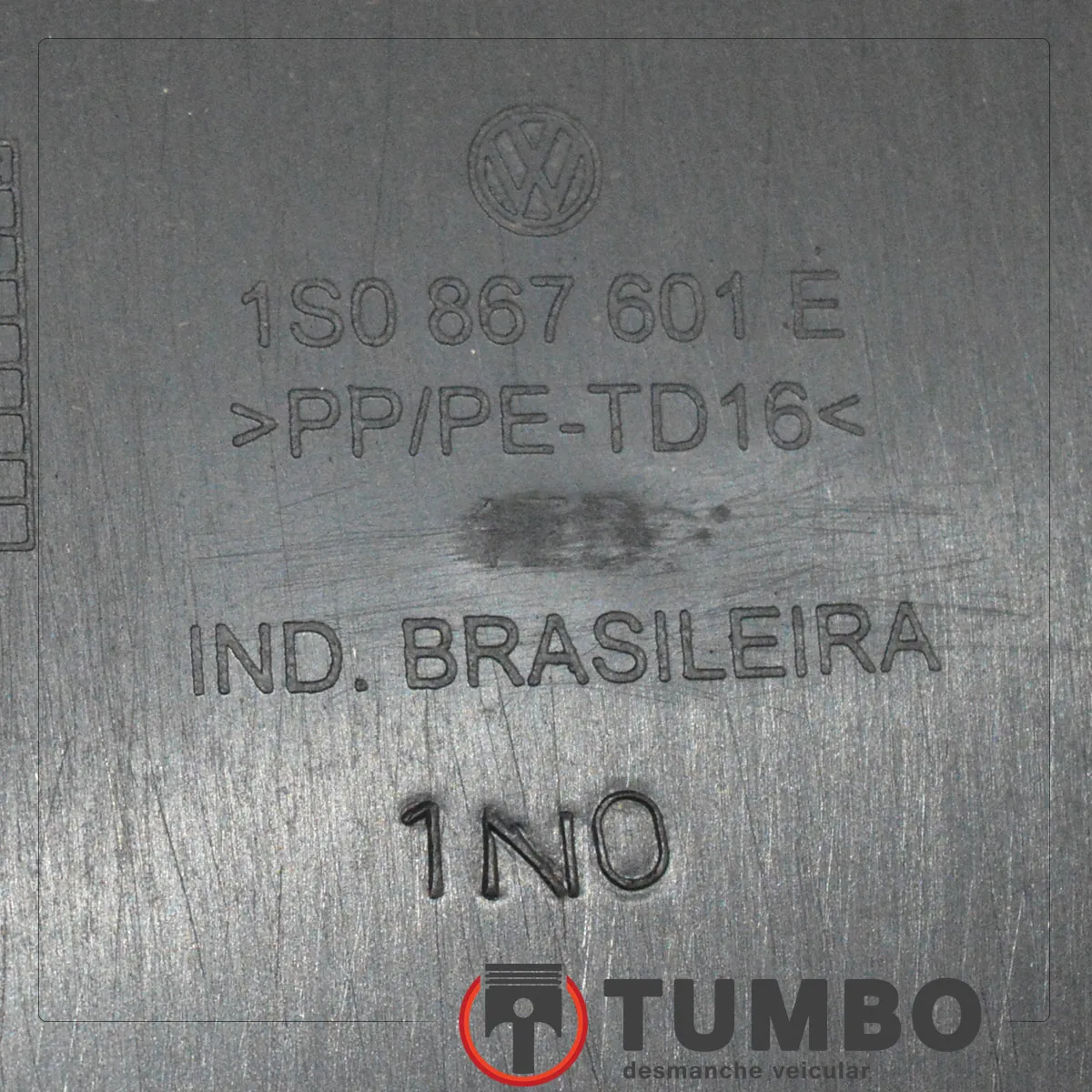 Bagagito superior tampa do porta mala do VW UP Cross 17/18 1.0 TSI
