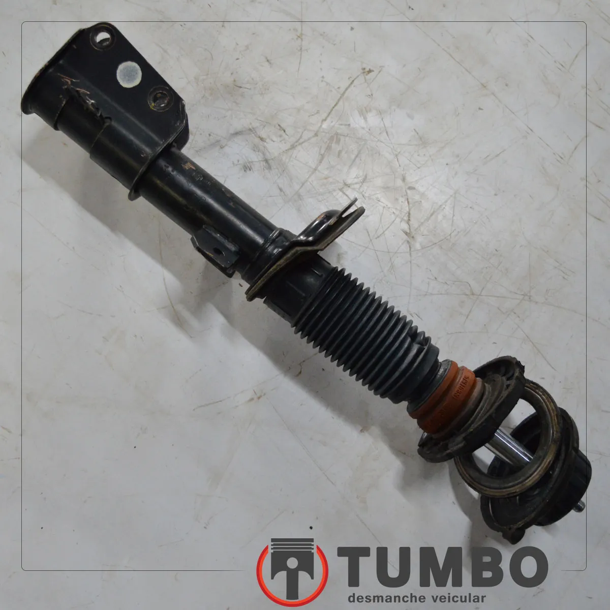 Amortecedor dianteiro direito do Fiat Bravo 1.8